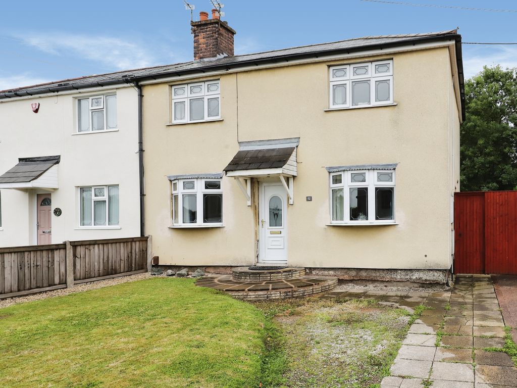 3 bed semidetached house for sale in Wood Lane, Wolverhampton, West