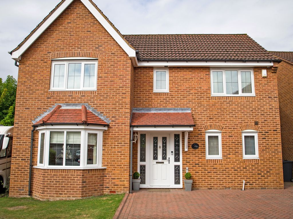4 bed detached house for sale in Kingfisher Drive, Wombwell S73 Zoopla