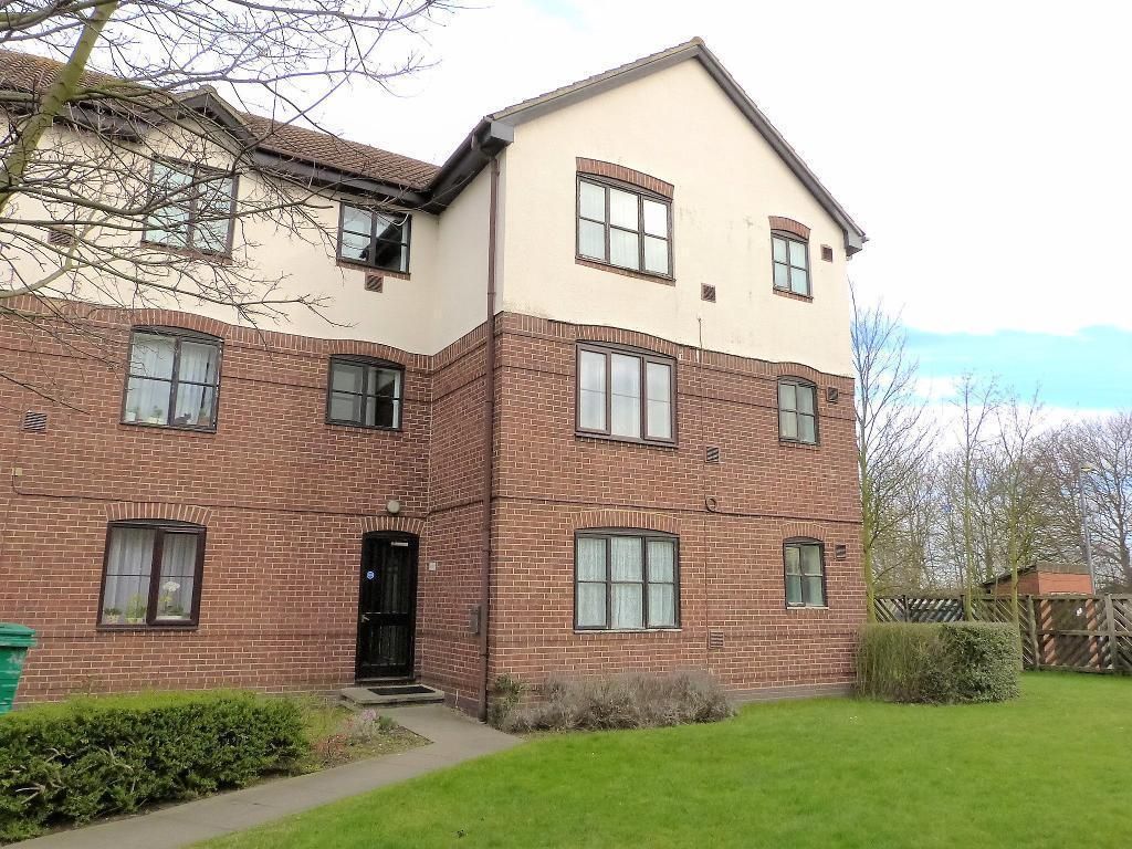 Studio for sale in Caroline Place, Harlington UB3, £153,000 Zoopla