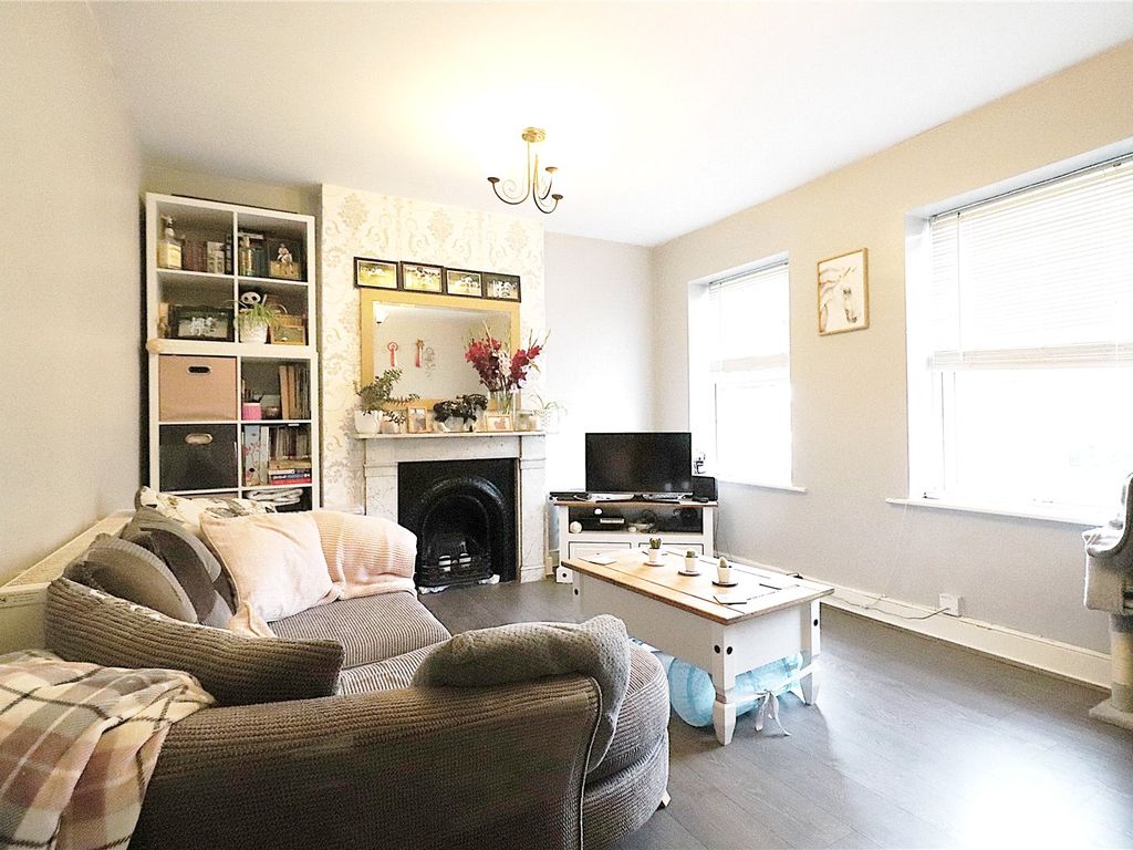 1 bed flat for sale in Main Road, Sutton At Hone DA4 Zoopla
