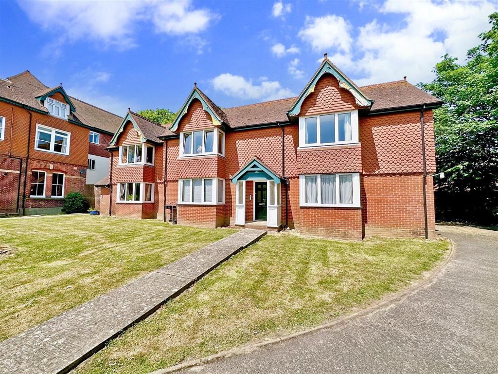 2 bed flat for sale in Lansdowne Road, Worthing, West Sussex BN11 Zoopla