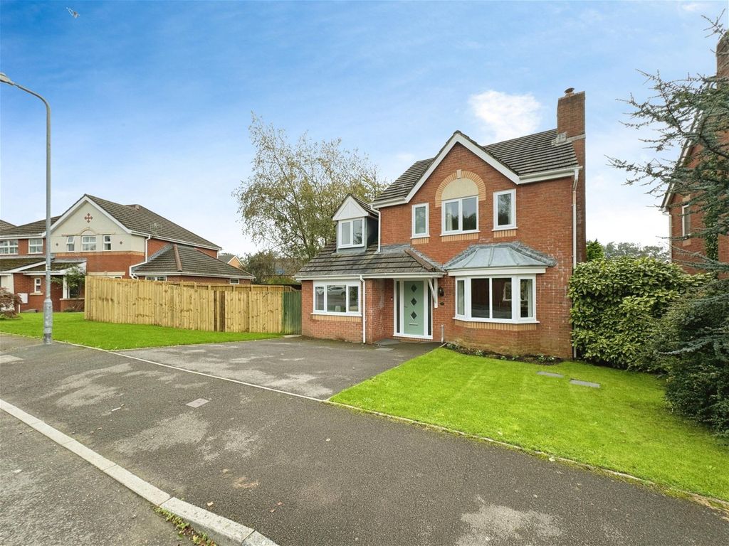 4 bed detached house for sale in Ffordd Derwen, Margam, Port Talbot