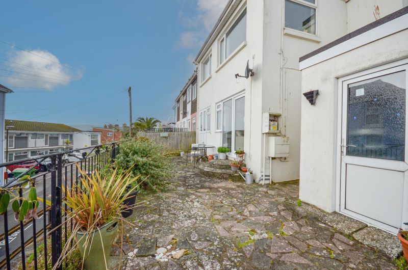 2 bed flat for sale in Harbour View Close, Brixham TQ5 Zoopla