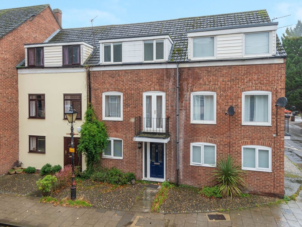 West St. Helen Street, Abingdon OX14  