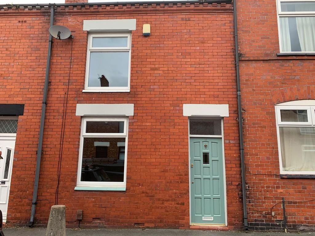 3 bed terraced house to rent in Stanley Street, Atherton M46, £850 pcm