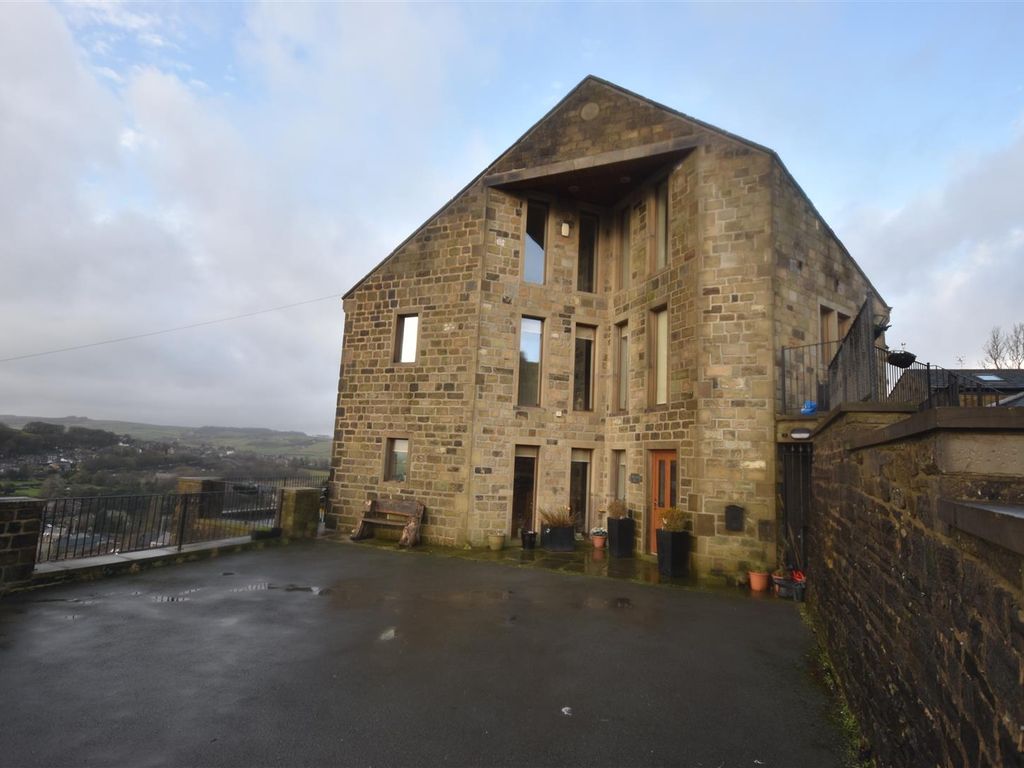 5 bed barn conversion for sale in Black Moor Road, Oxenhope, Keighley