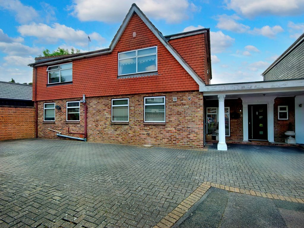 6 bed linkdetached house for sale in Rosewood, Dartford DA2 Zoopla