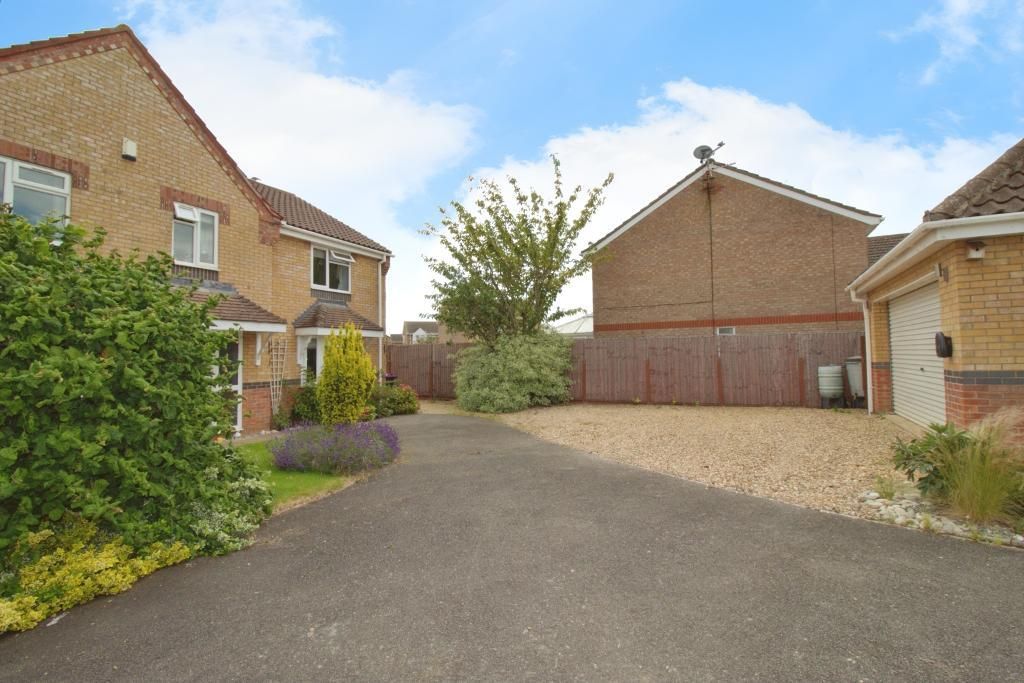 5 bed detached house for sale in Burchnall Close, Deeping St James PE6