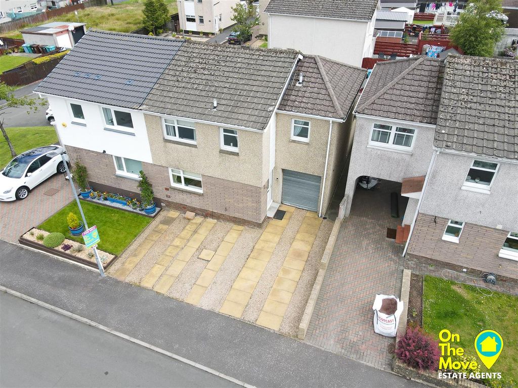 4 bed semidetached house for sale in Banchory Avenue, Glenmavis