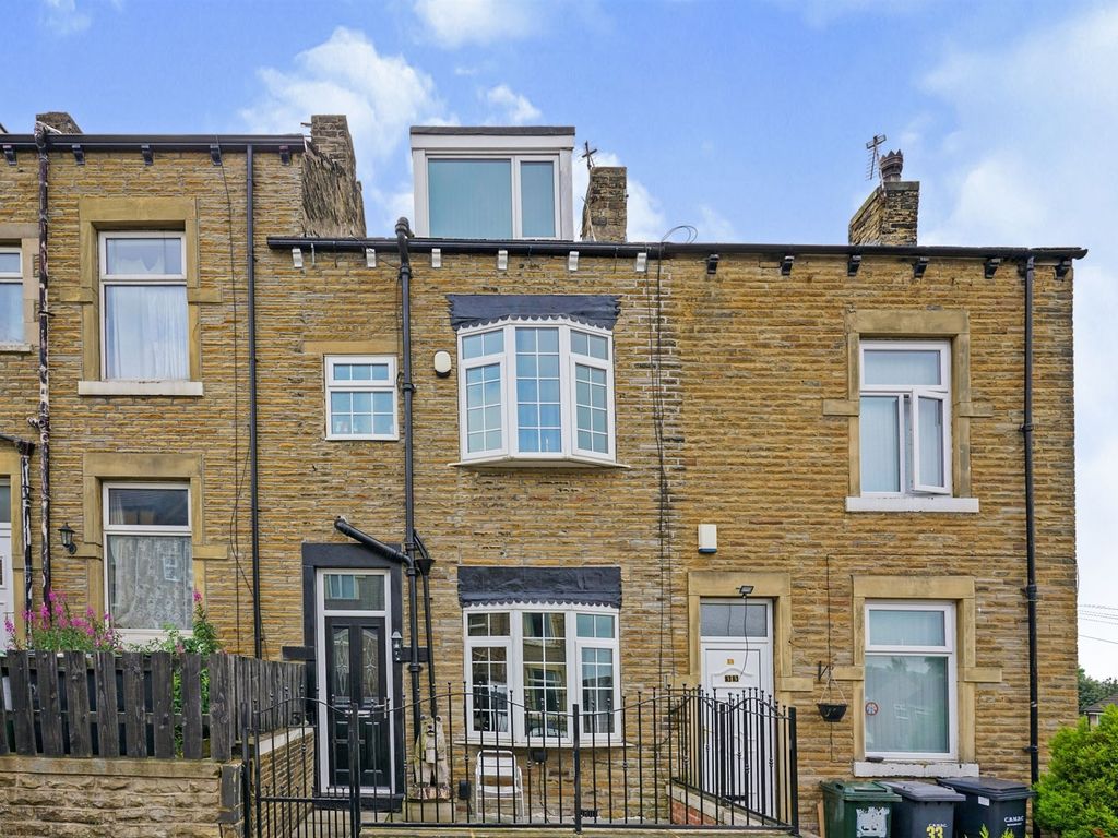 3 bed terraced house for sale in Westminster Place, Bradford BD3 Zoopla