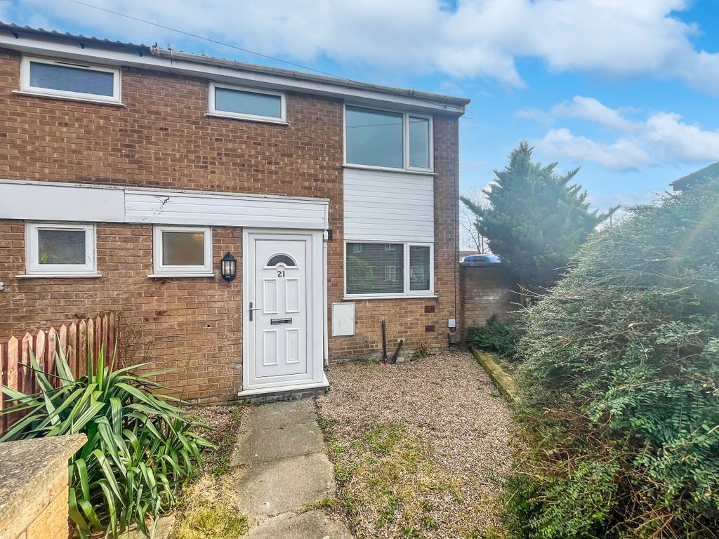 3 bed end terrace house for sale in Haddon Way, Long Eaton, Nottingham