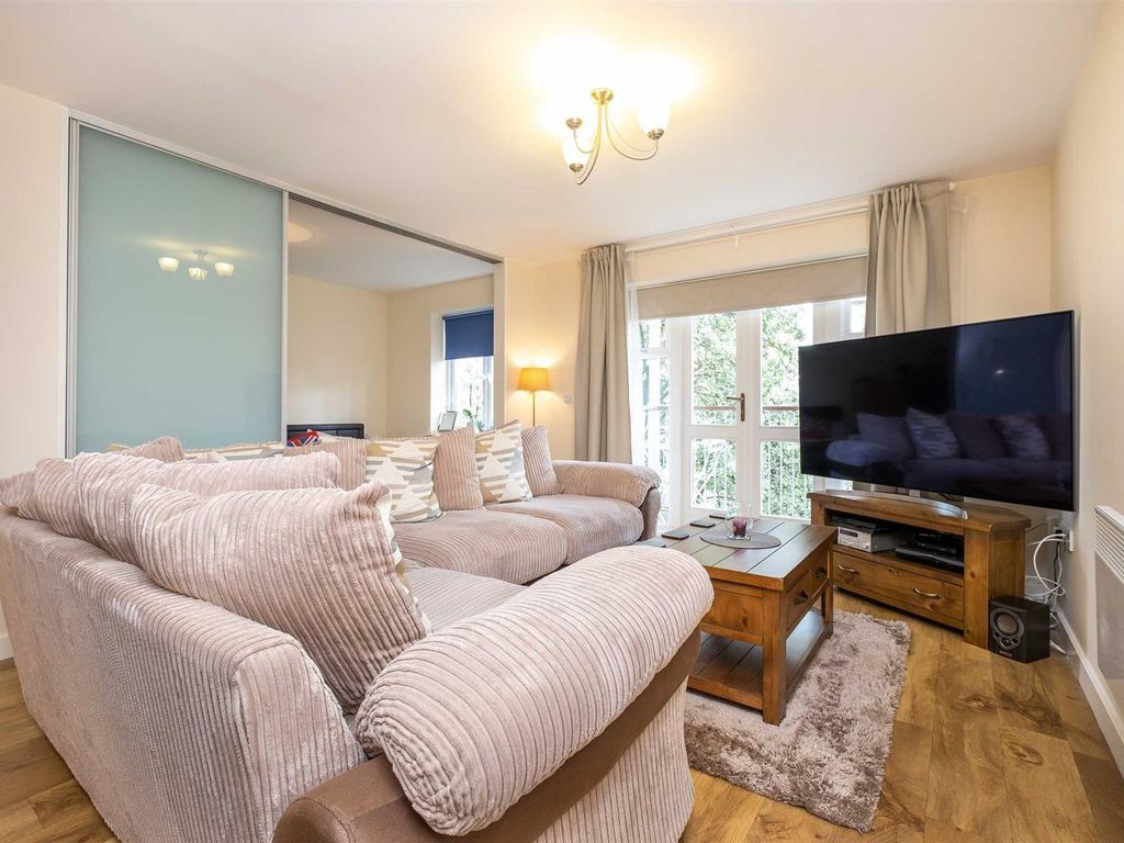 1 bed flat to rent in Park Lodge Avenue, West Drayton UB7 Zoopla