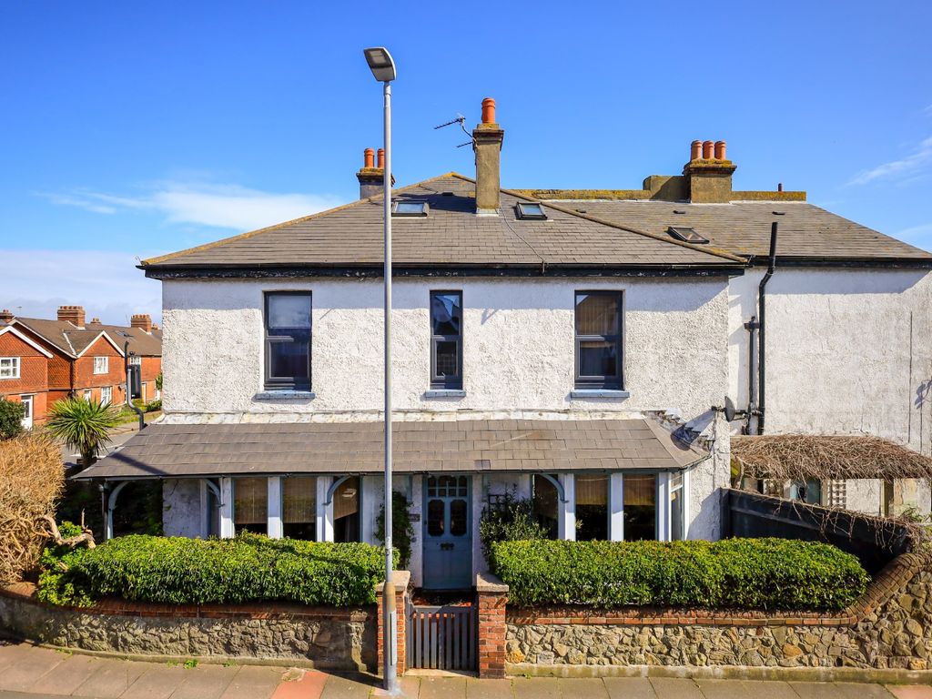 7 bed end terrace house for sale in Whitley Road, Eastbourne BN22, £