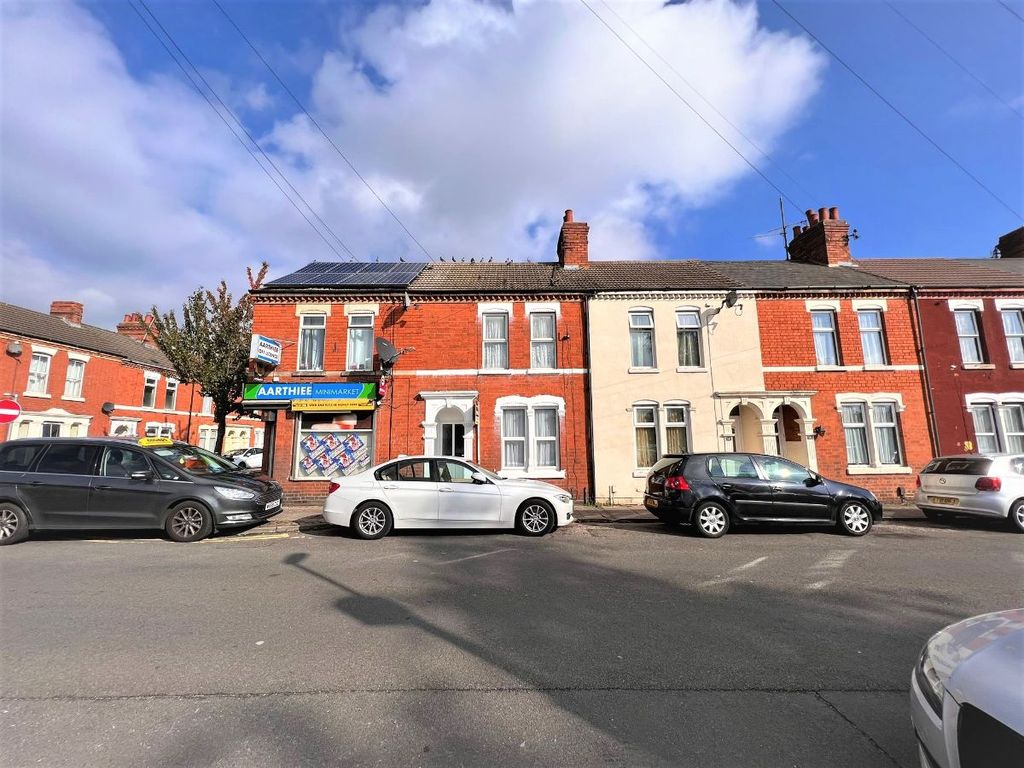 3 bed terraced house for sale in Greenwood Road, Northampton NN5 Zoopla