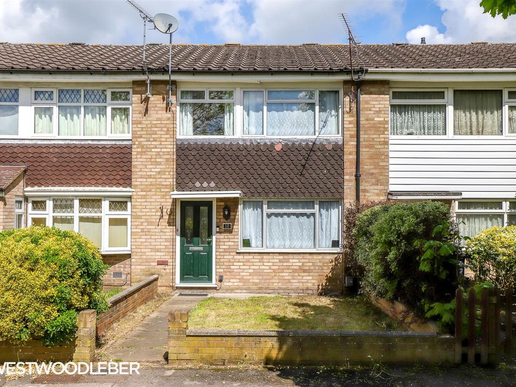 3 bed terraced house for sale in Champions Green, Hoddesdon EN11 Zoopla