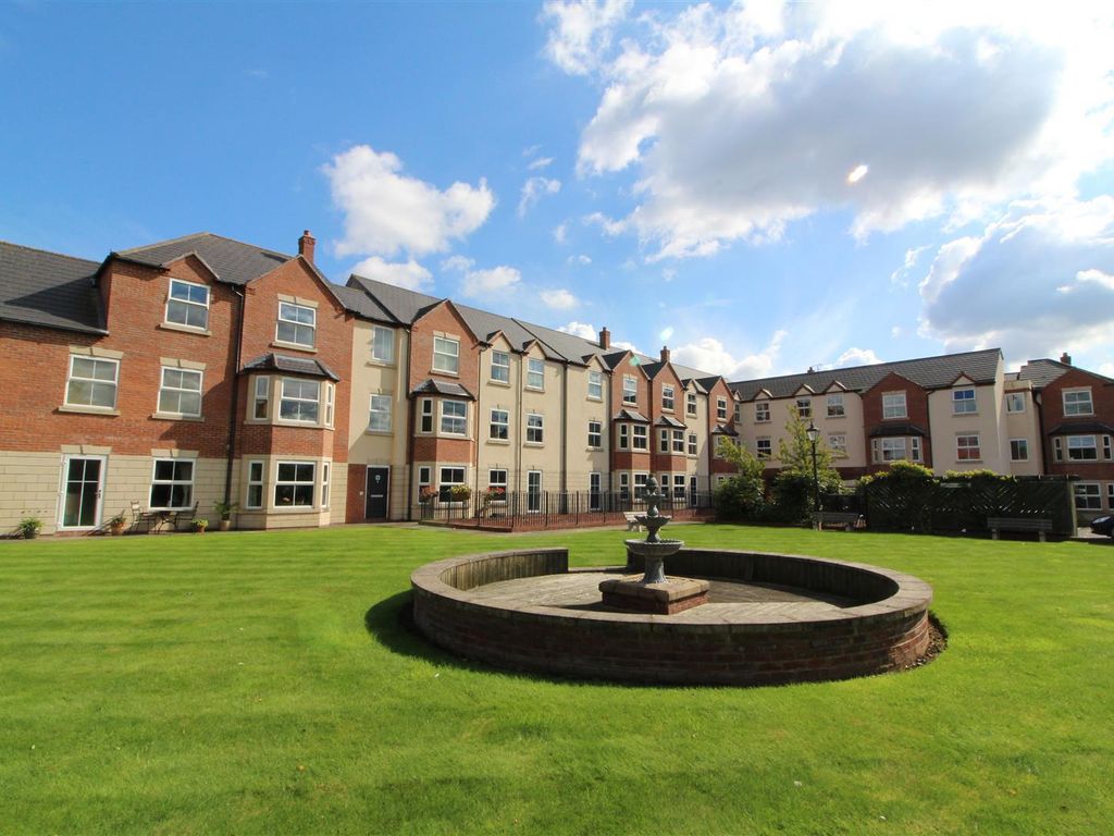 Bromley Court, Copthorne, Shrewsbury SY3  