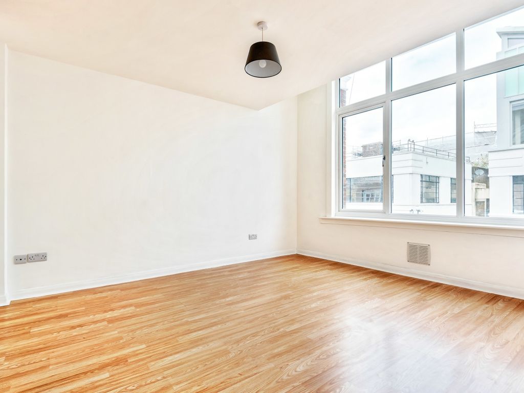 Blenheim Grove, London SE15  