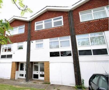 Heronsforde, Off St Stephens Road, Ealing, London W13