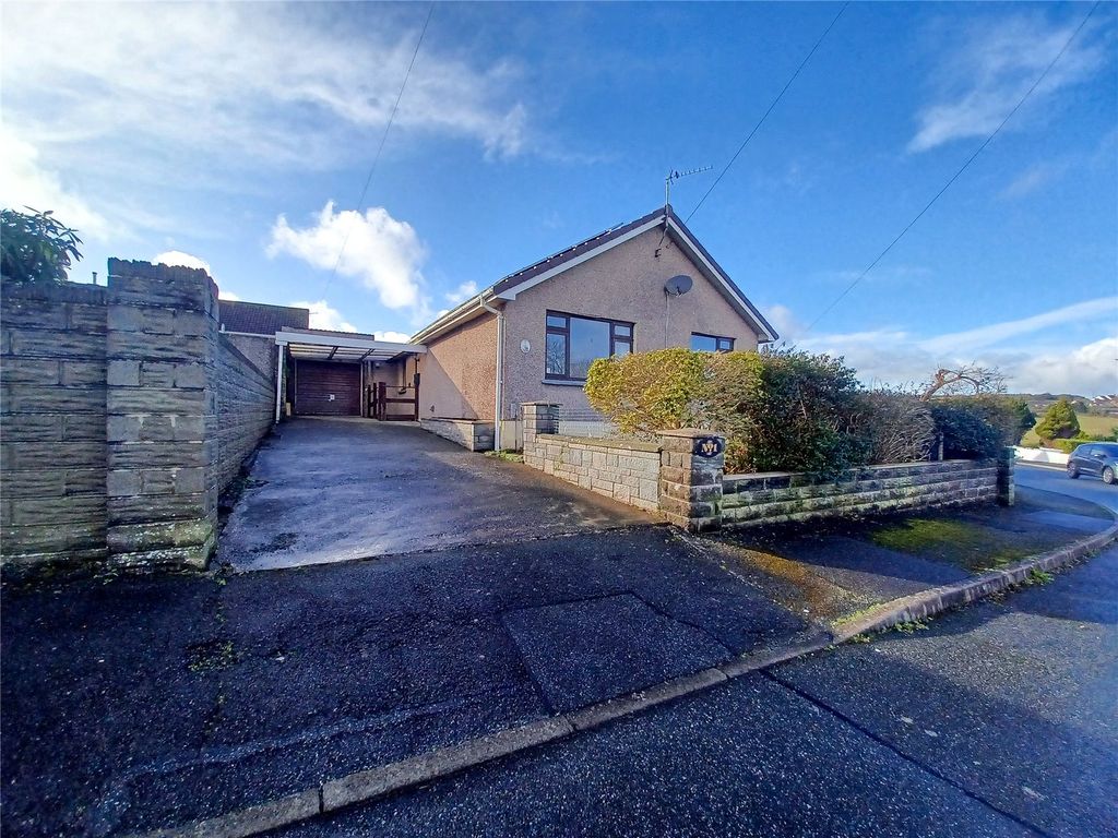 3 bed bungalow for sale in Silverstream Crescent, Hakin, Milford Haven