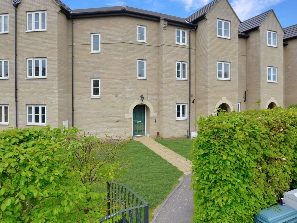 6 bed town house for sale in Scotland Road, Chesterton, Cambridge CB4