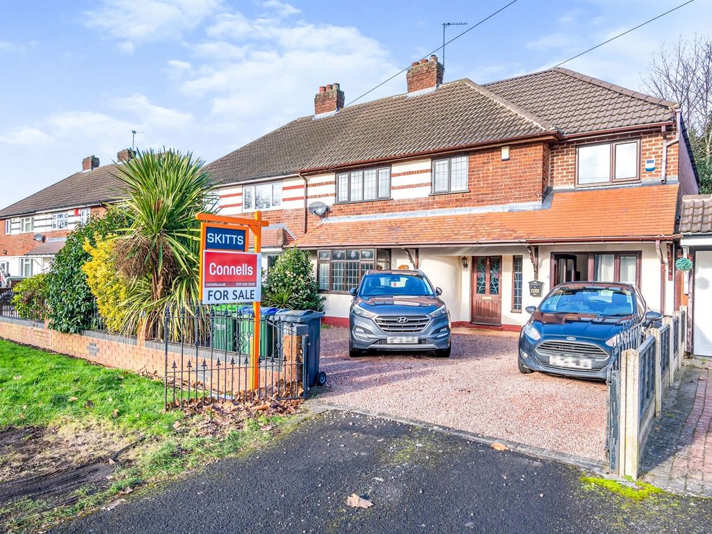 5 bed semidetached house for sale in Woden Road South, Wednesbury WS10