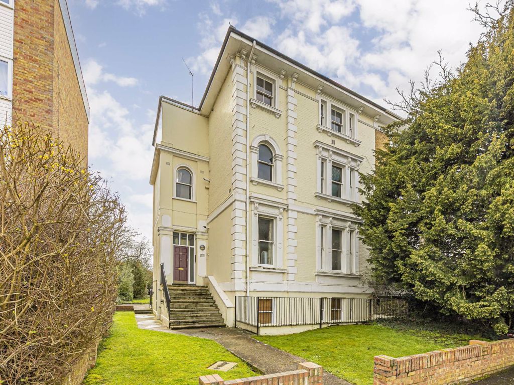 1 bed flat for sale in Uxbridge Road, Kingston Upon Thames KT1 Zoopla