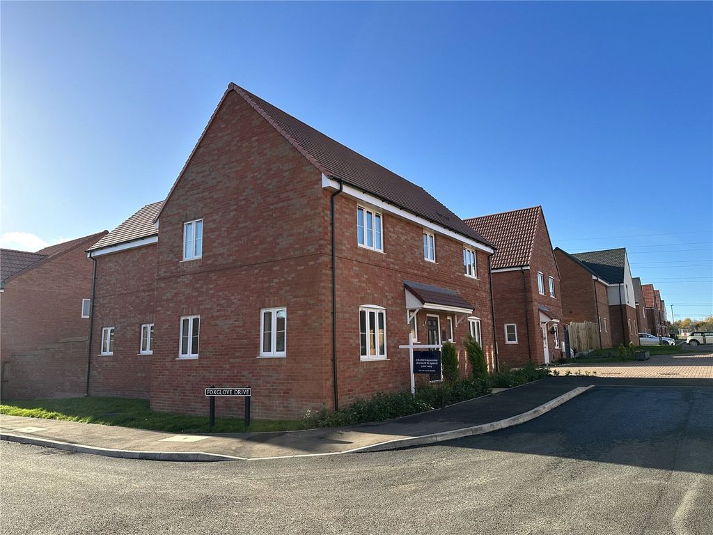 New home, 4 bed detached house for sale in Foxglove Drive, Cringleford, Norwich, Norfolk NR4, £