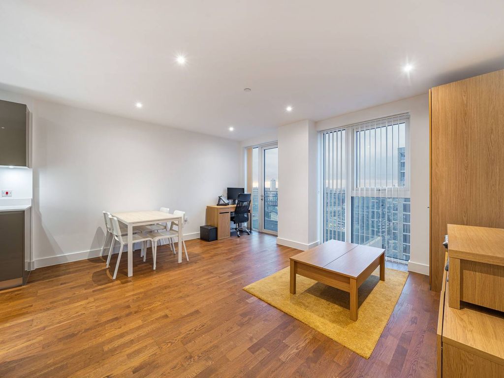 2 bed flat to rent in House, Woolwich Riverside, London SE18