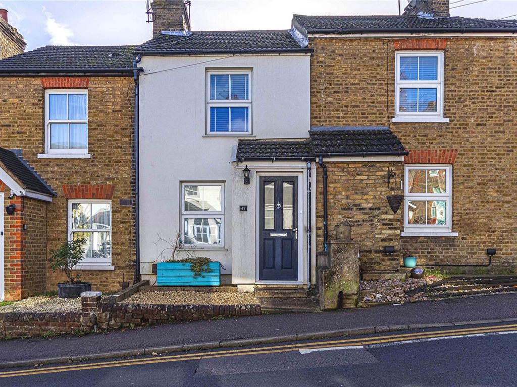 2 bed terraced house for sale in Astley Road, Boxmoor, Hemel Hempstead