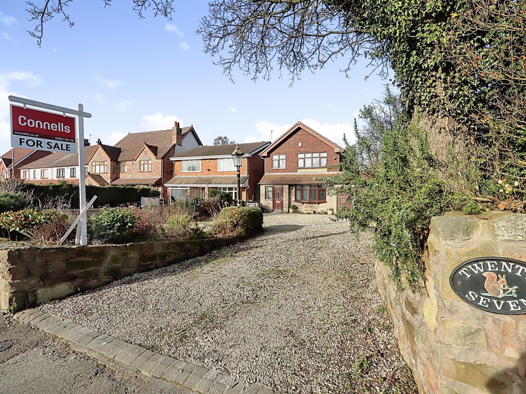 3 bed detached house for sale in Wood Lane, Short Heath, Willenhall