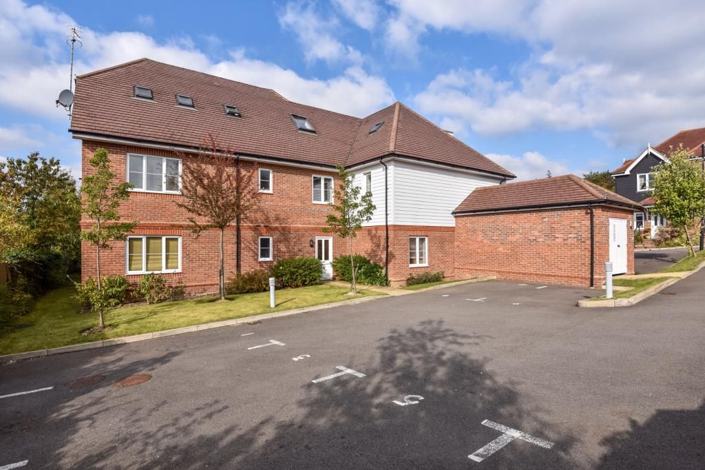 1 bed flat to rent in High Buckinghamshire HP13 Zoopla