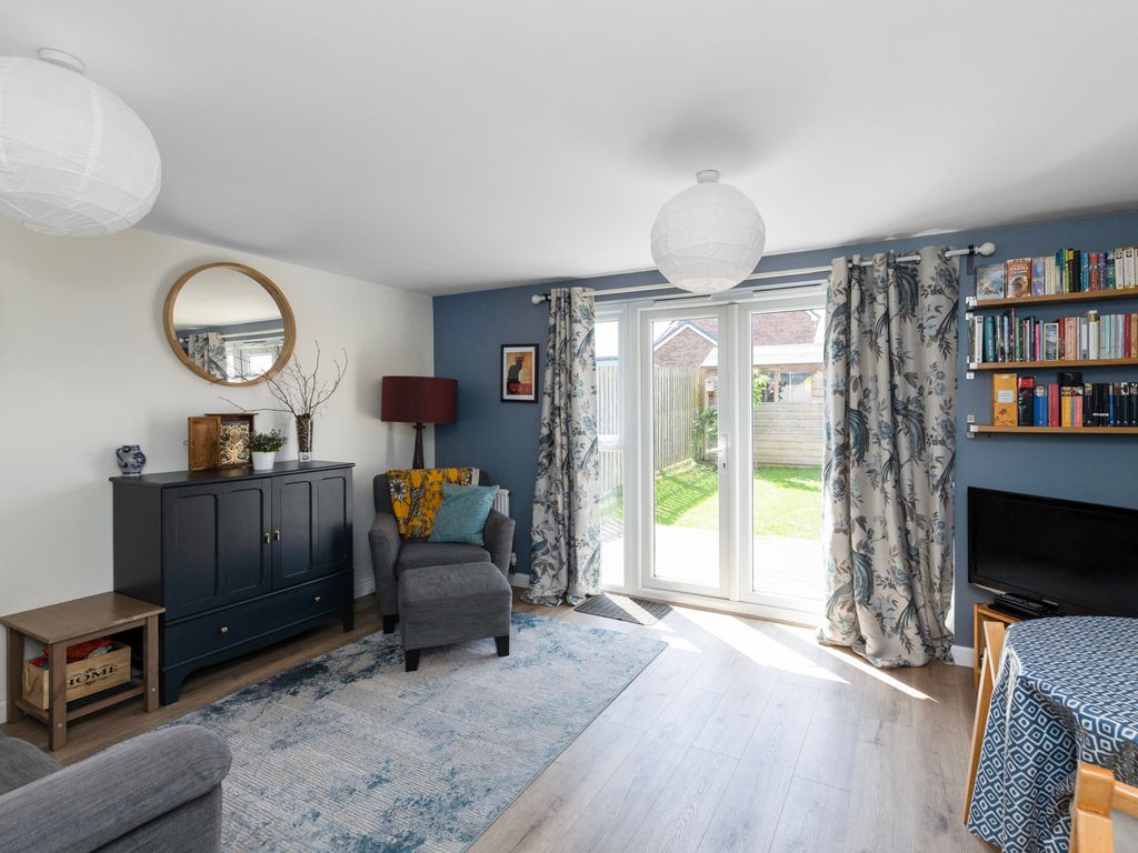 4 bed town house for sale in 44 Queensferry Road, Kirkliston EH29, £260,000 Zoopla