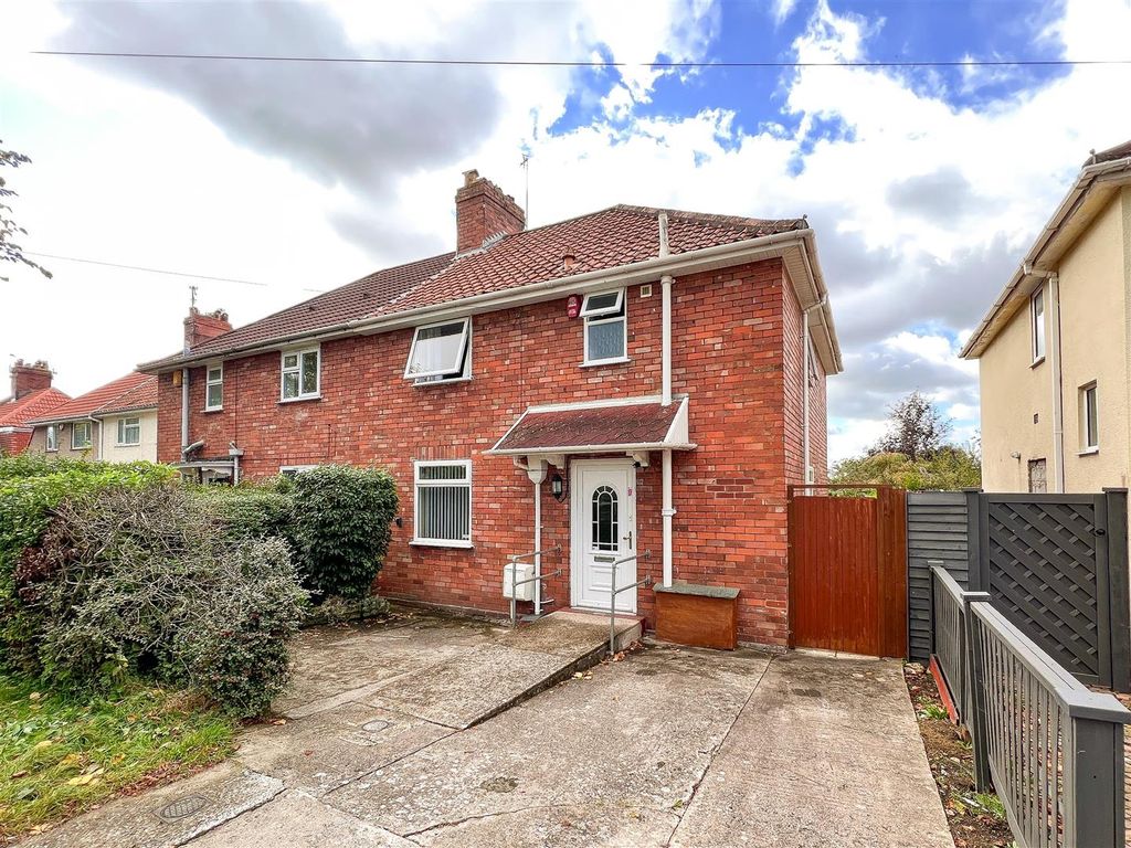 3 bed semidetached house for sale in Kingshill Road, Bristol BS4, £