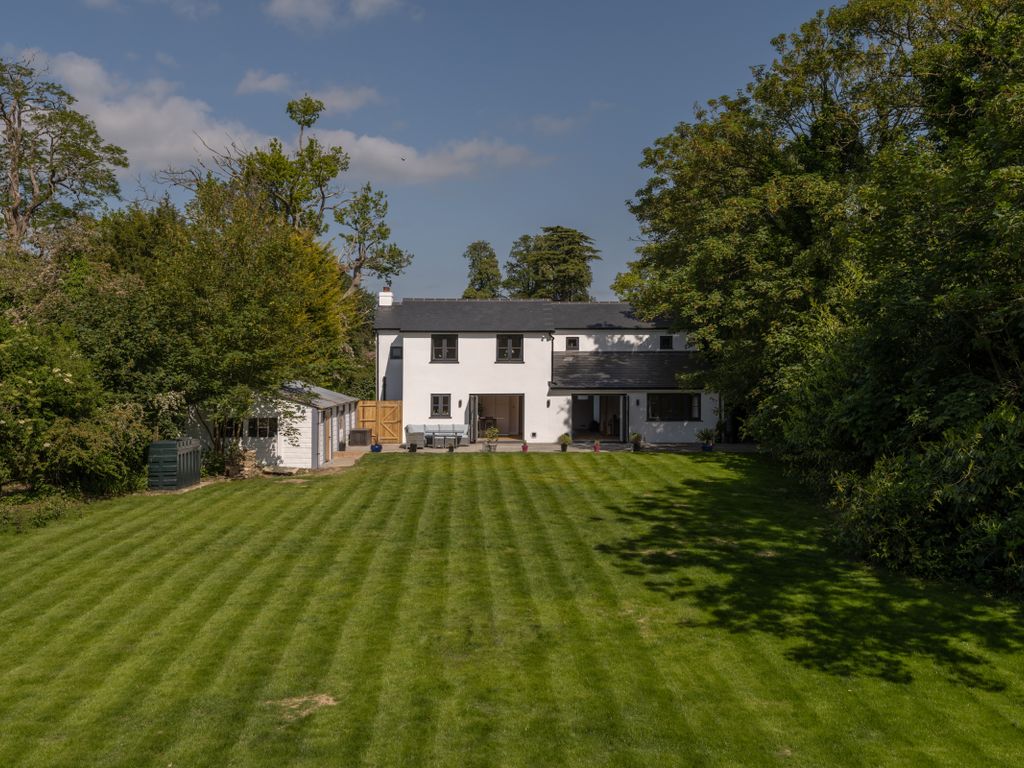 4 bed detached house for sale in East Hill Lane, Copthorne, West Sussex