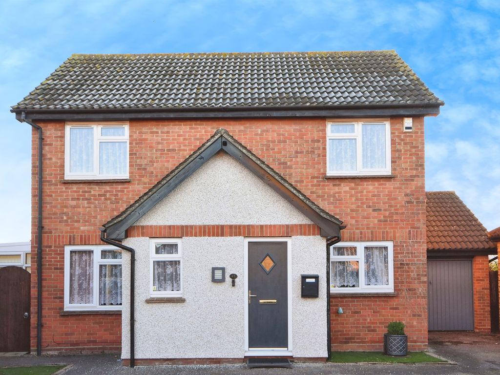 3 bed detached house for sale in Petresfield Way, West Horndon, Brentwood CM13, £525,000 Zoopla