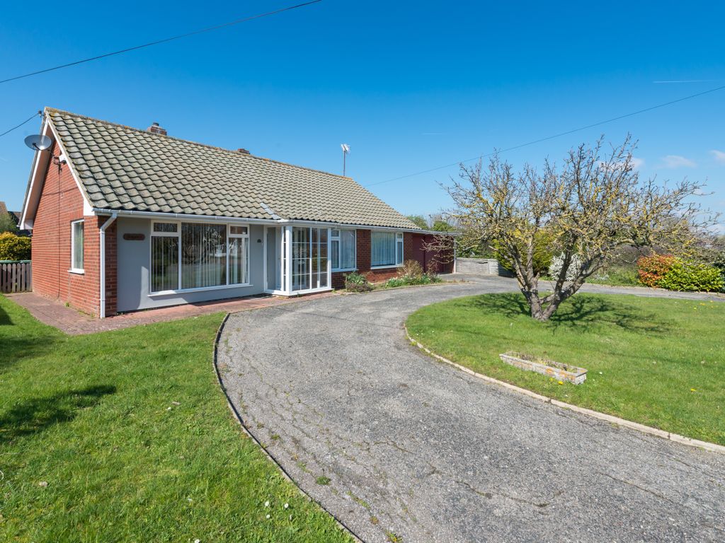 3 bed detached bungalow for sale in Chestfield Road, Chestfield
