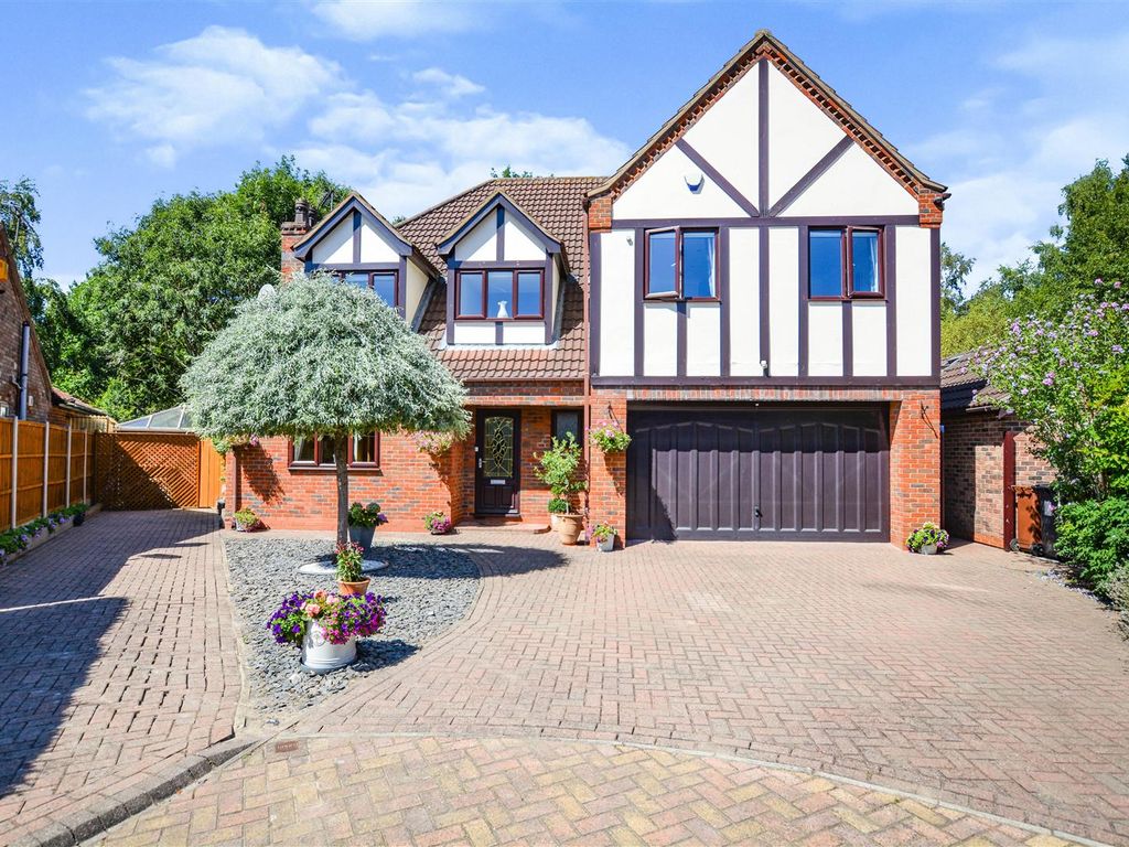 Goldcrest Close, Scunthorpe DN15  