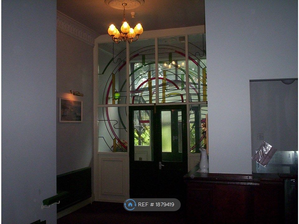 Room to rent in Beverley House, Liverpool L17, £650 pcm Zoopla