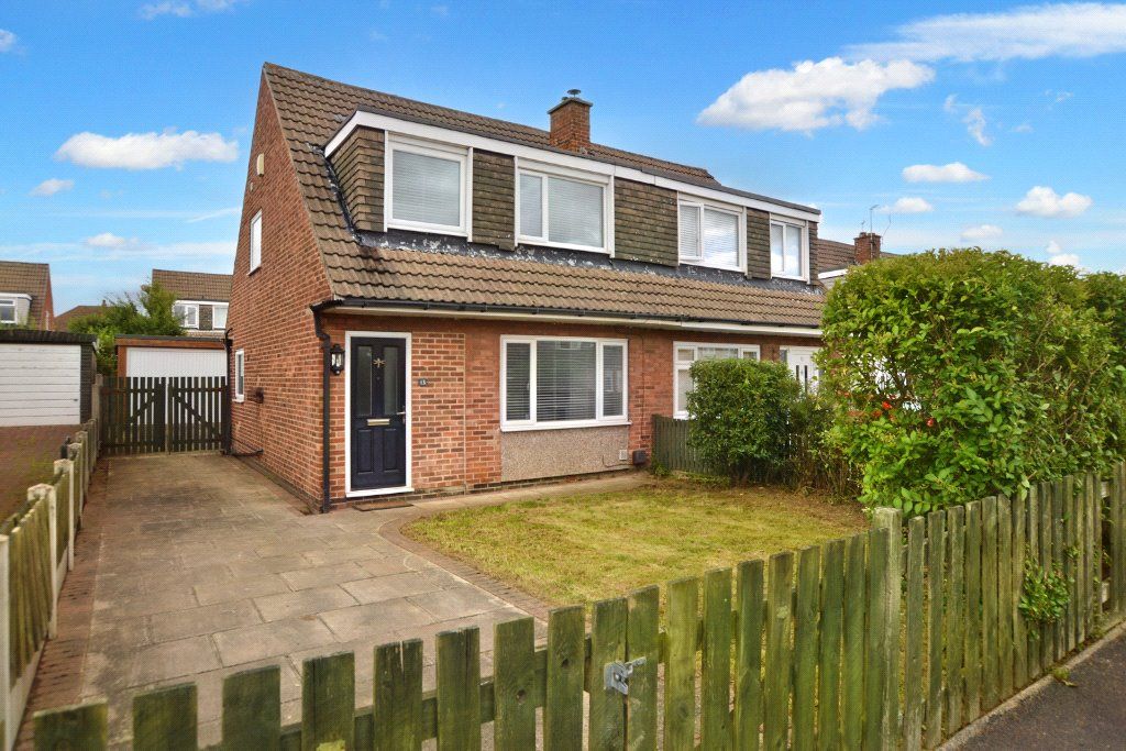 3 bed semidetached house for sale in Derwent Avenue, Woodlesford