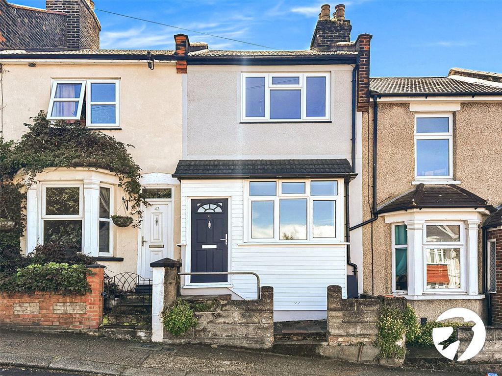 3 bed terraced house for sale in Onslow Road, Rochester, Kent ME1, £