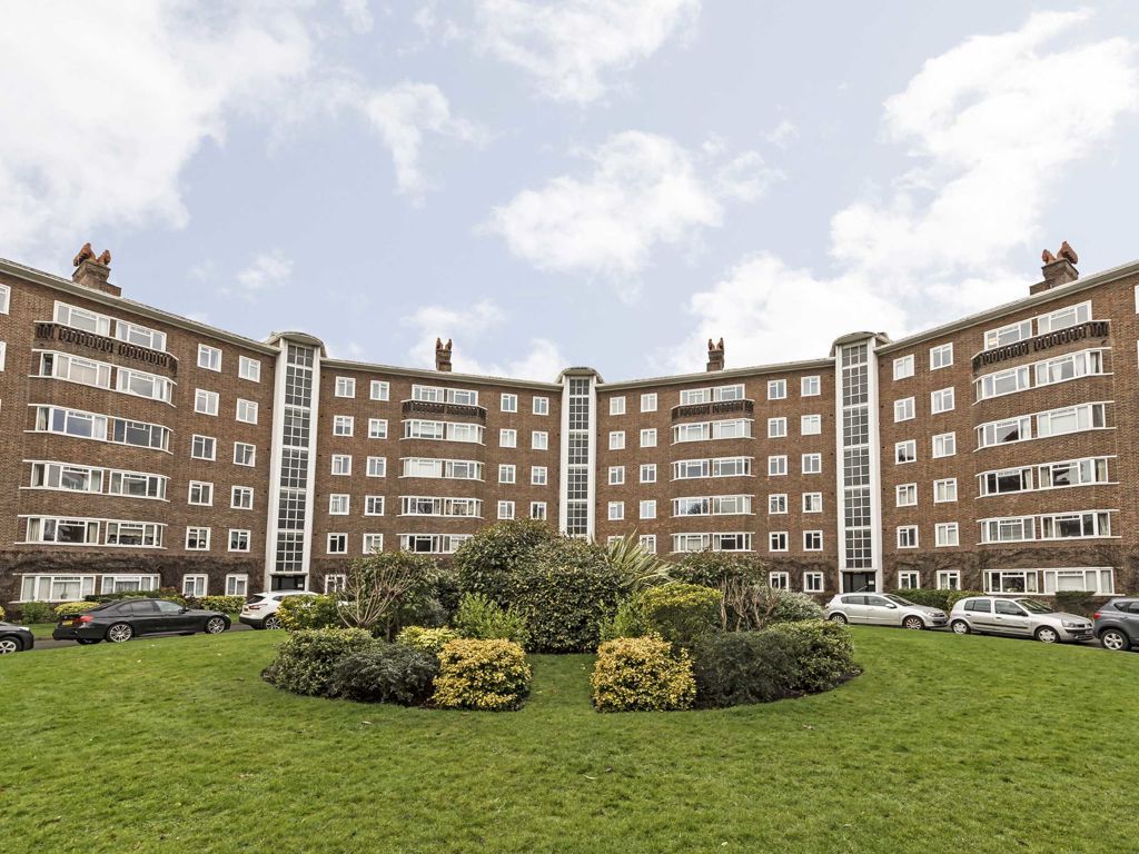 3 bed flat to rent in Queens Road, Richmond TW10 Zoopla