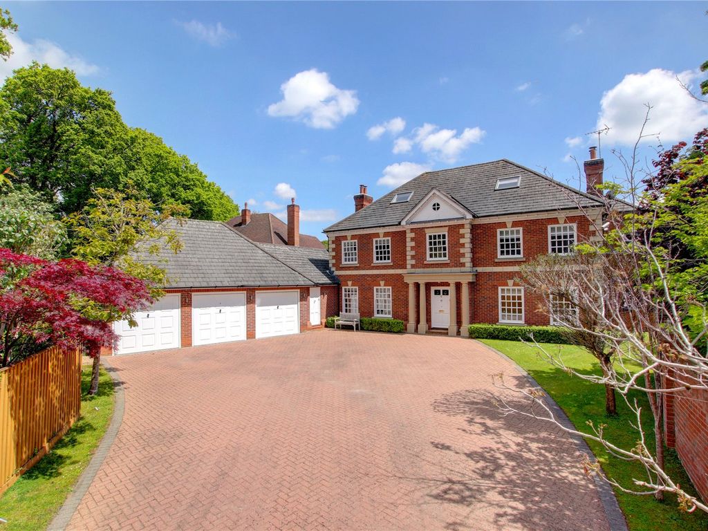 5 bed detached house for sale in Woodland Drive, Barnt Green