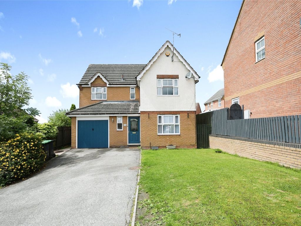 4 bed detached house for sale in Sudbury Drive, Huthwaite, SuttonInAshfield NG17, £270,000