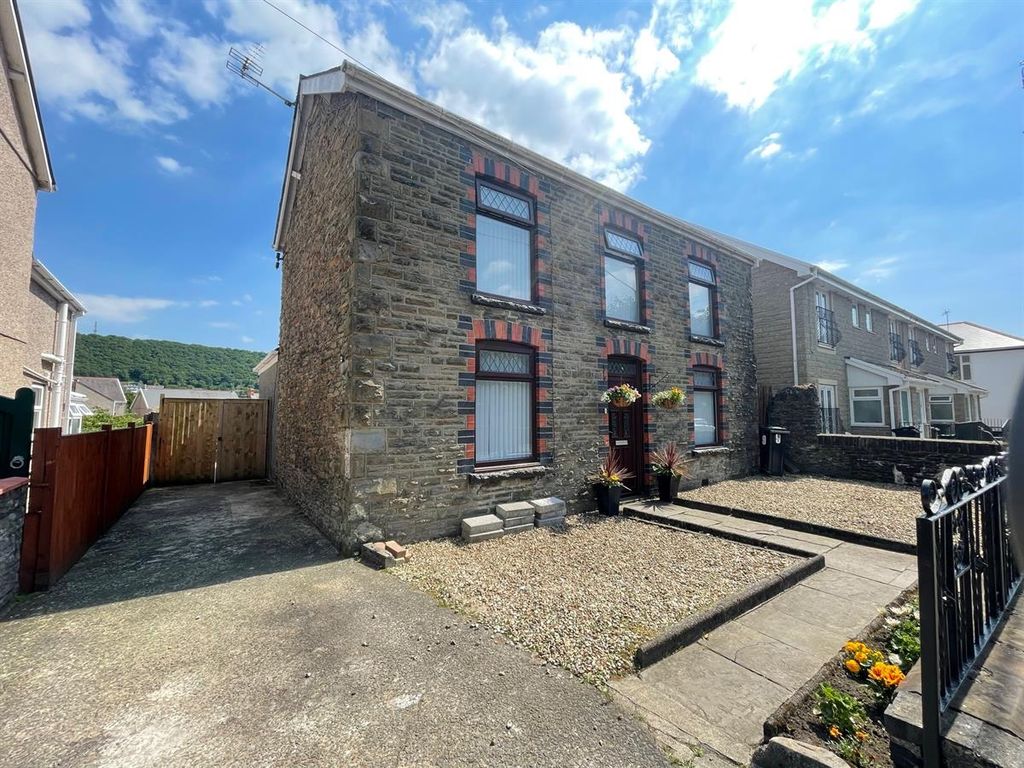 3 bed detached house for sale in Brecon Road, Pontardawe, Swansea SA8