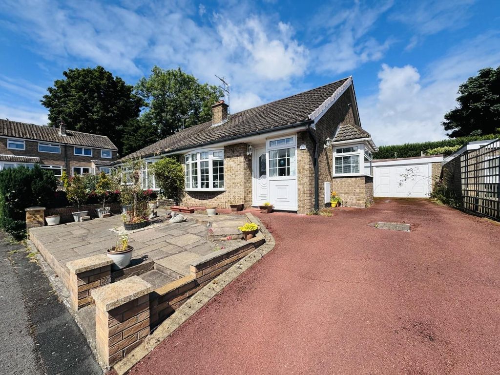 2 bed semidetached bungalow for sale in Voltigeur Drive, Hart