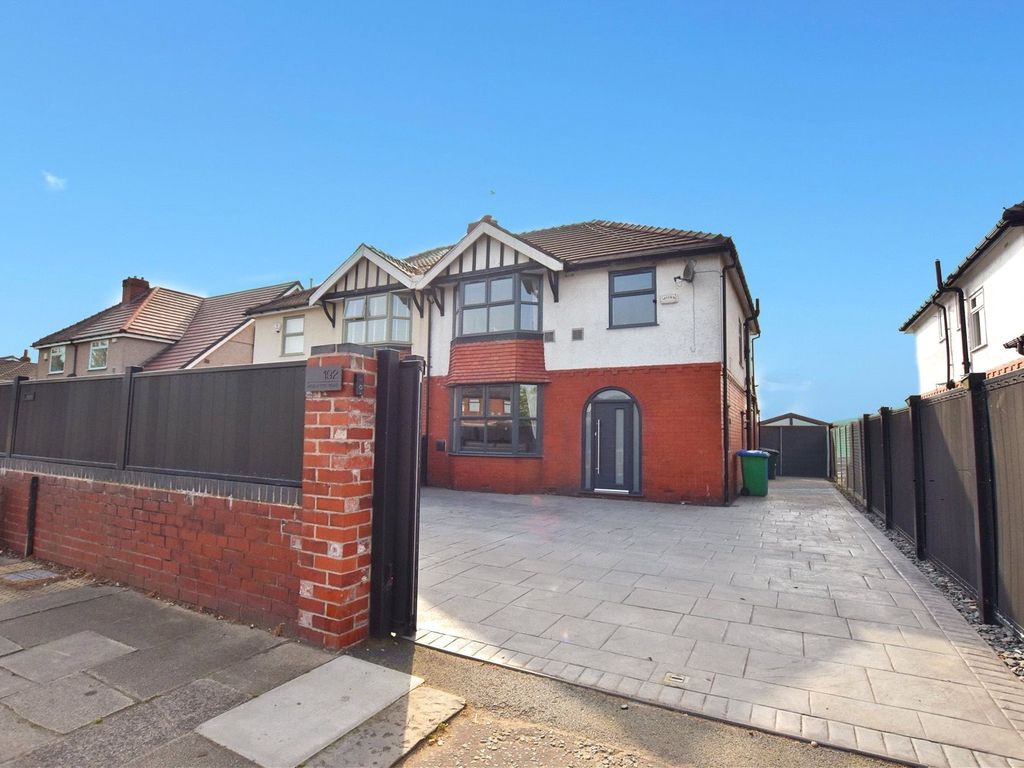 3 bed semidetached house for sale in Middleton Road, Heywood OL10, £