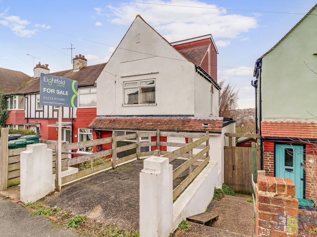 4 bed end terrace house for sale in Bevendean Crescent, Brighton, East