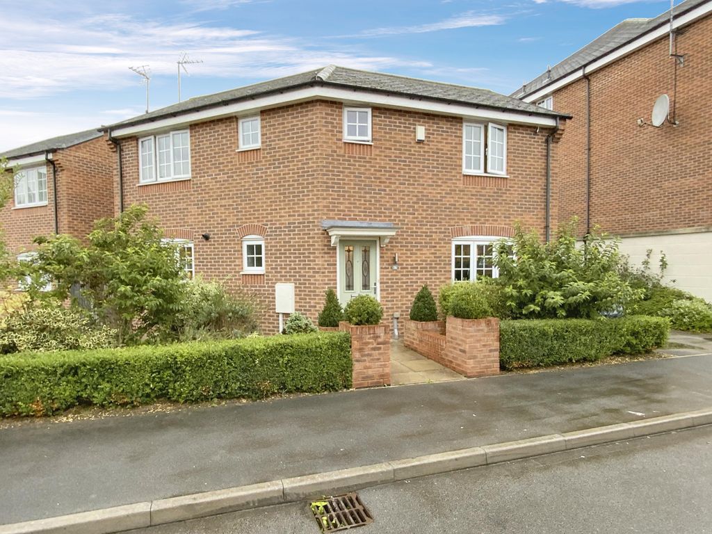 3 bed detached house for sale in St. Stephens Road, New Ollerton