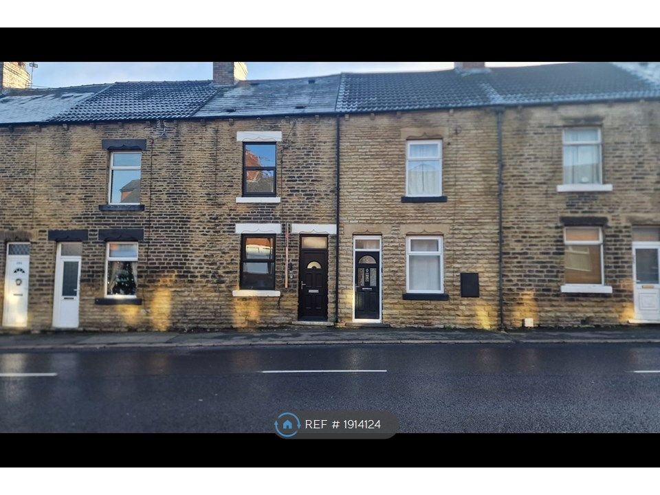 3 bed terraced house to rent in Pontefract Road, Cudworth, Barnsley S72