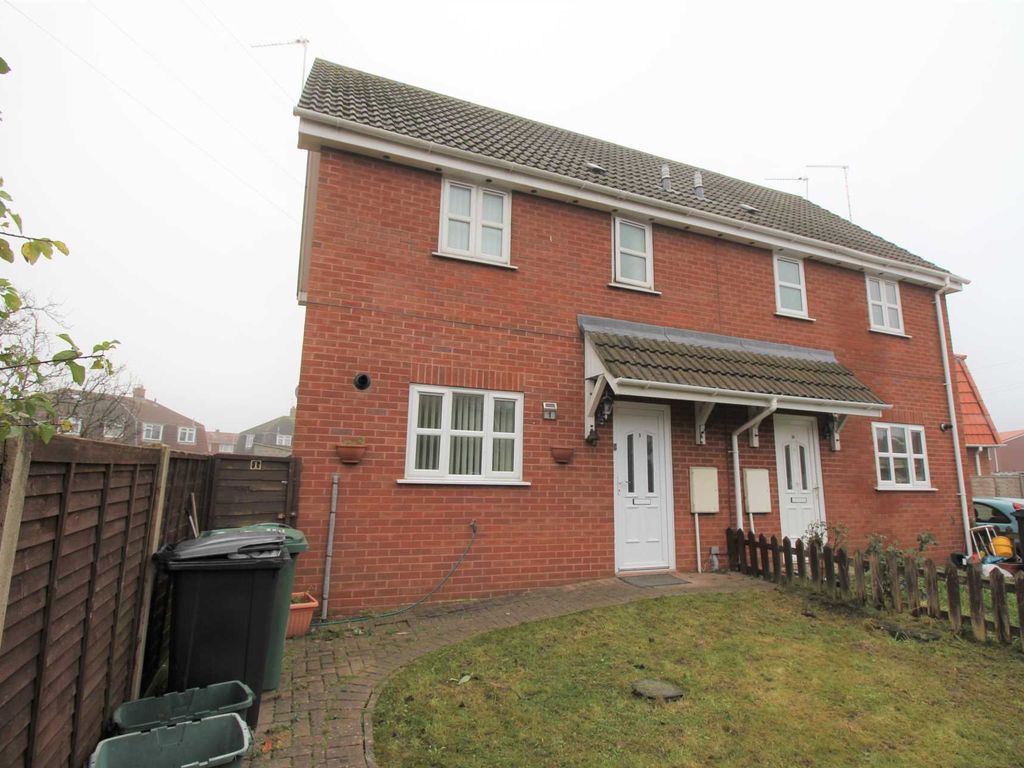 3 bed semidetached house to rent in Stuart Road, WestonSuperMare